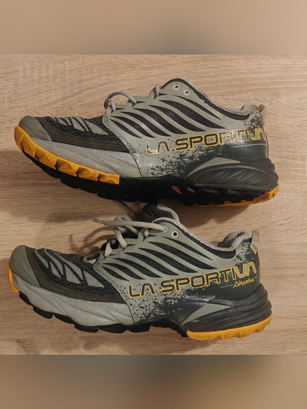 La Sportiva Akasha Lace Up Trail Running Shoes Women’s Size 7.5 View 3